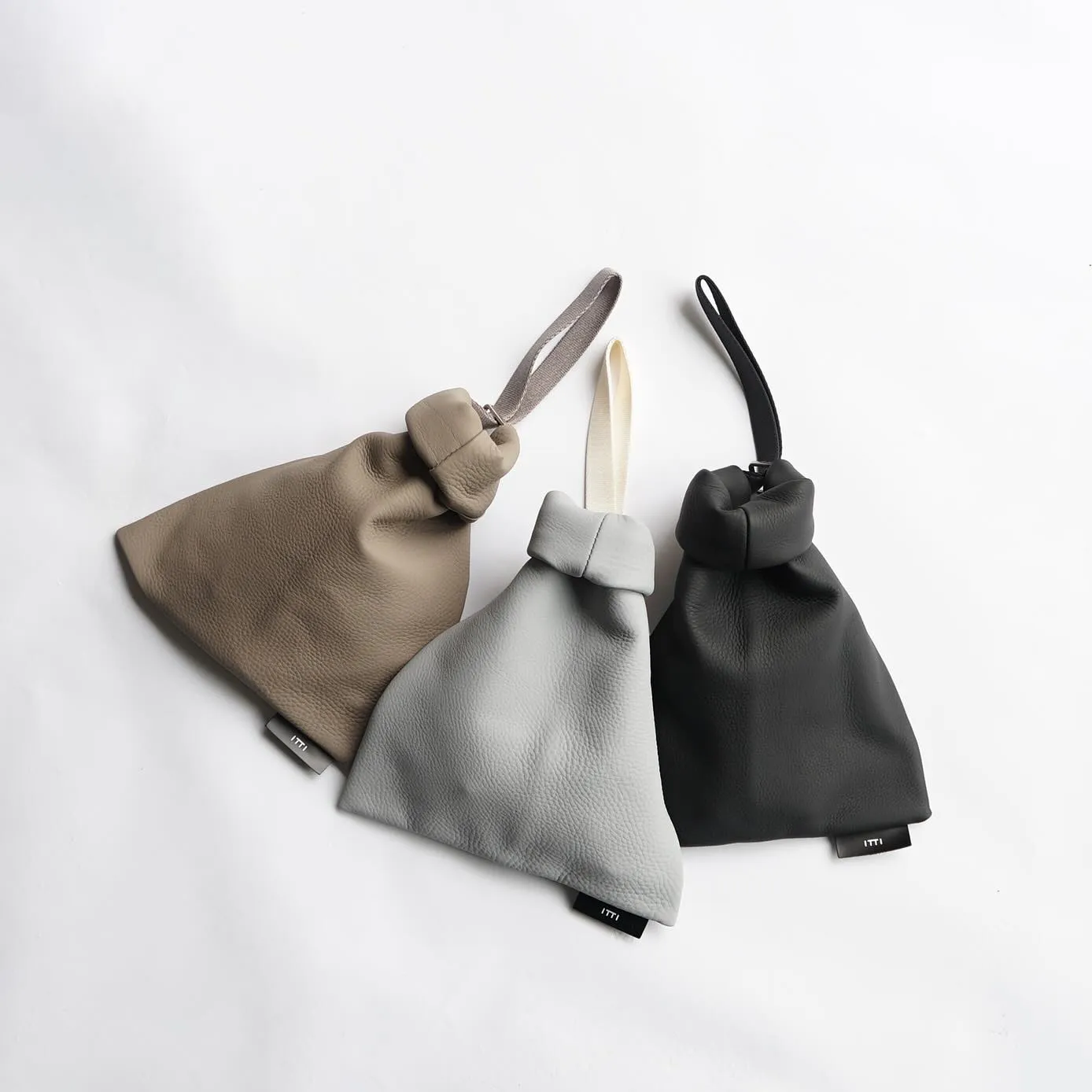 【CONNECT/S GIFT IDEAS】